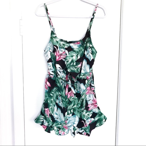 🌿 E&M BLACK PURPLE GREEN RUFFLE ROMPER! - Picture 5 of 10